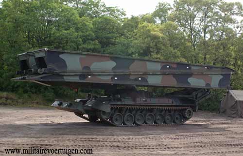 Leguan auf Leopard 1 der belgischen Armee