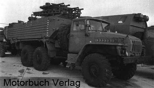 Transportfahrzeug II oder III auf Ural 4320 mit 6-m Ponton